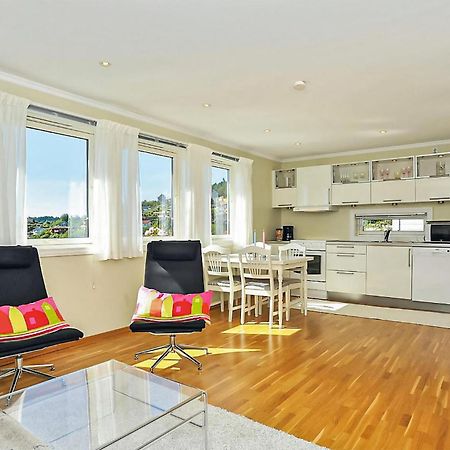 Cozy Apartment In Straumsgrend With Kitchen Берген Экстерьер фото