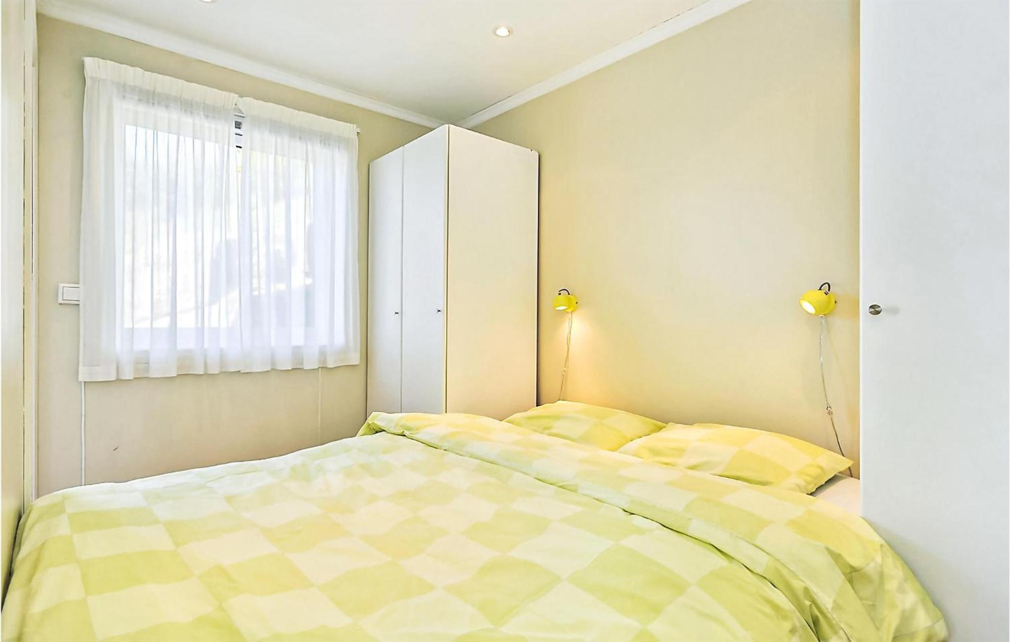 Cozy Apartment In Straumsgrend With Kitchen Берген Экстерьер фото